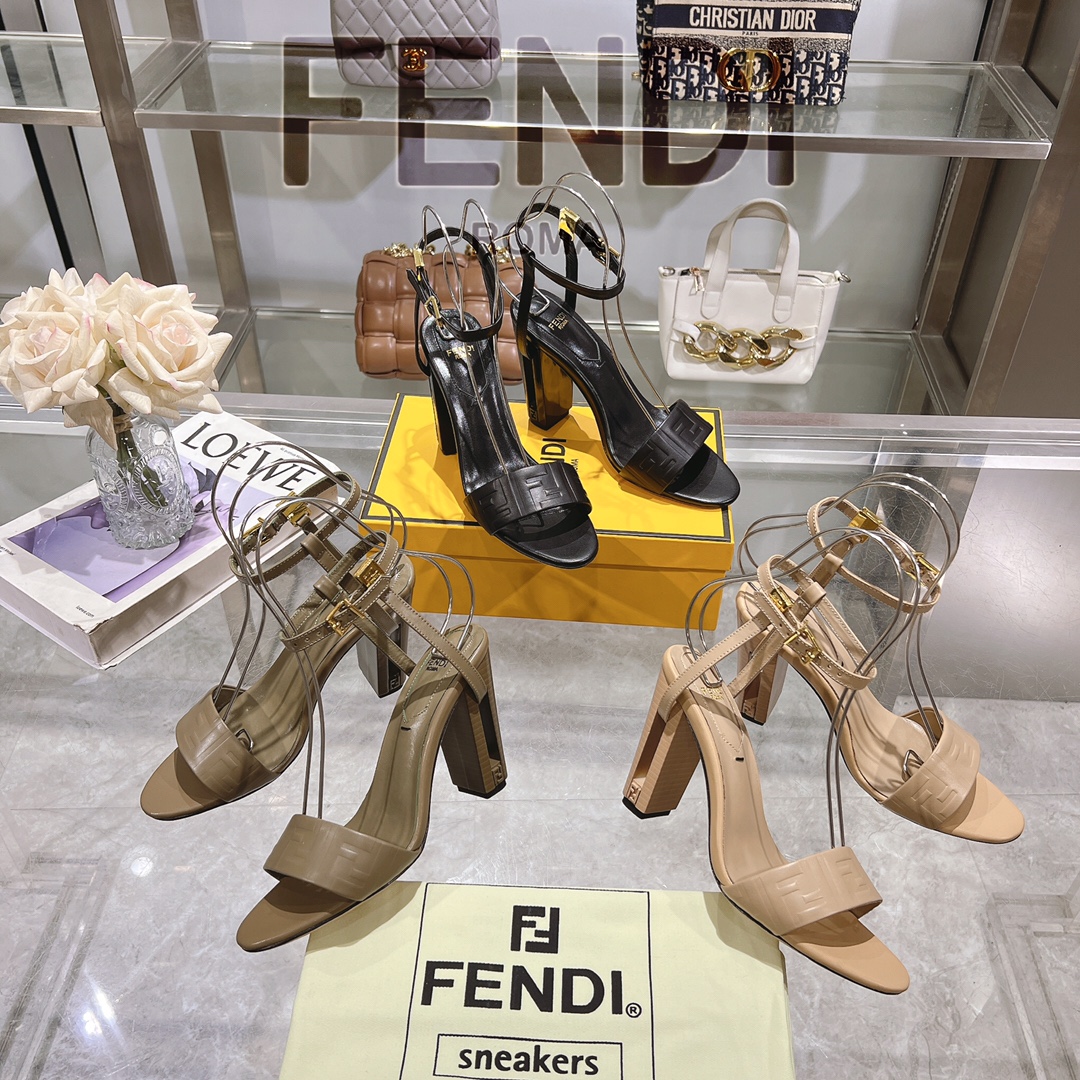 Women's shoes collection
