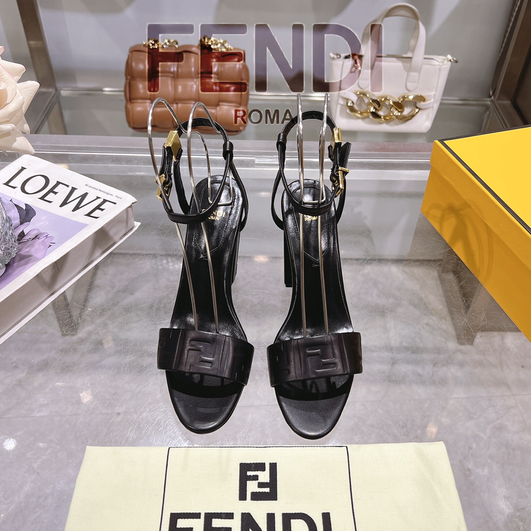 Women's shoes collection