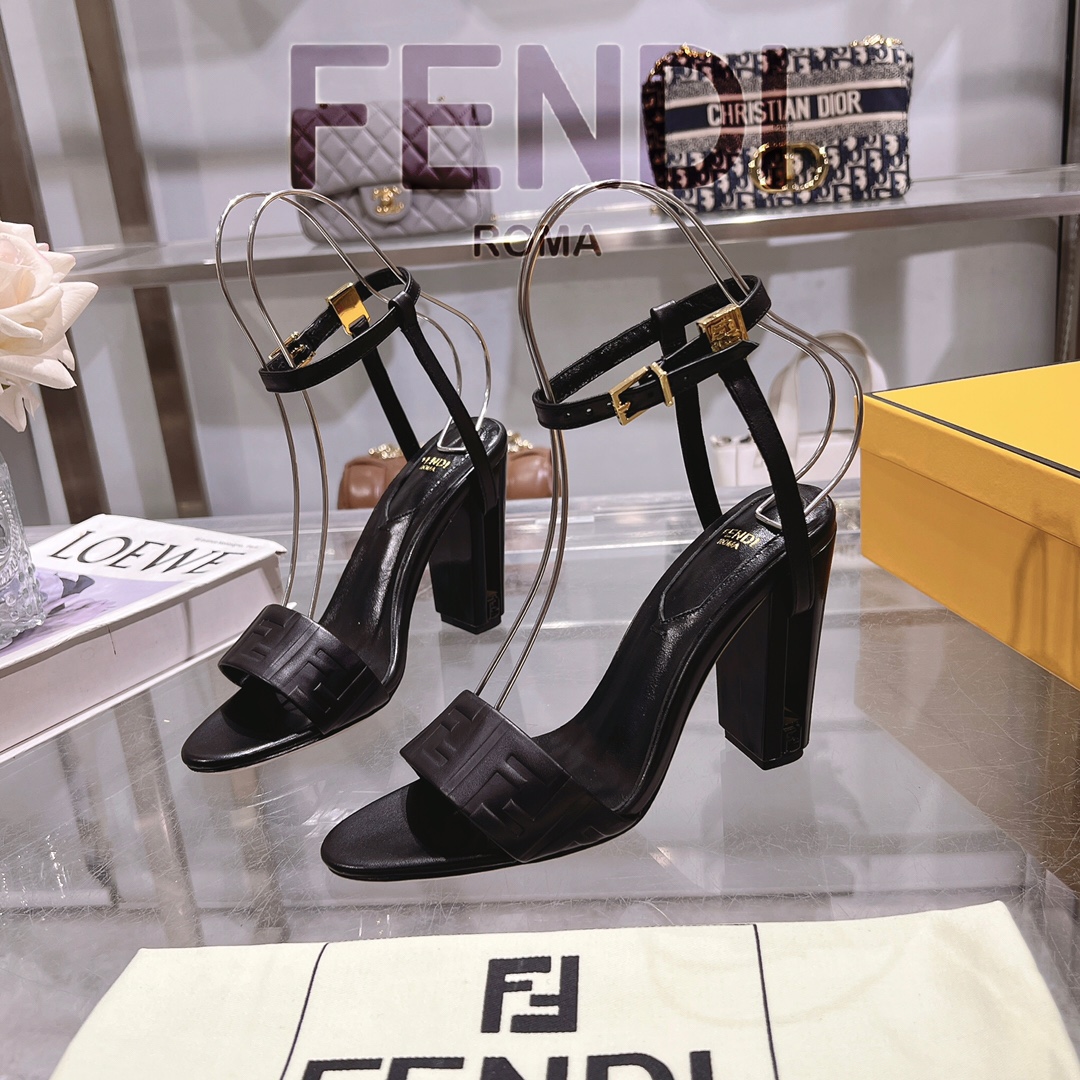 Women's shoes collection