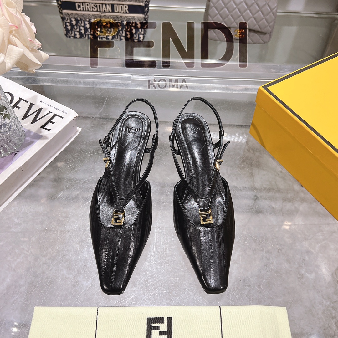 Women's shoes collection