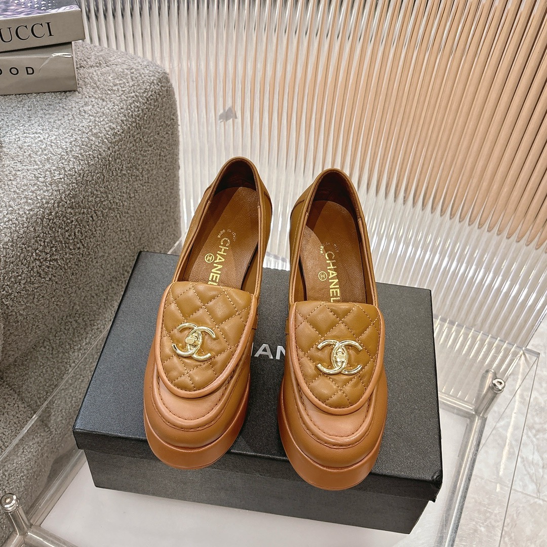 Women's shoes collection