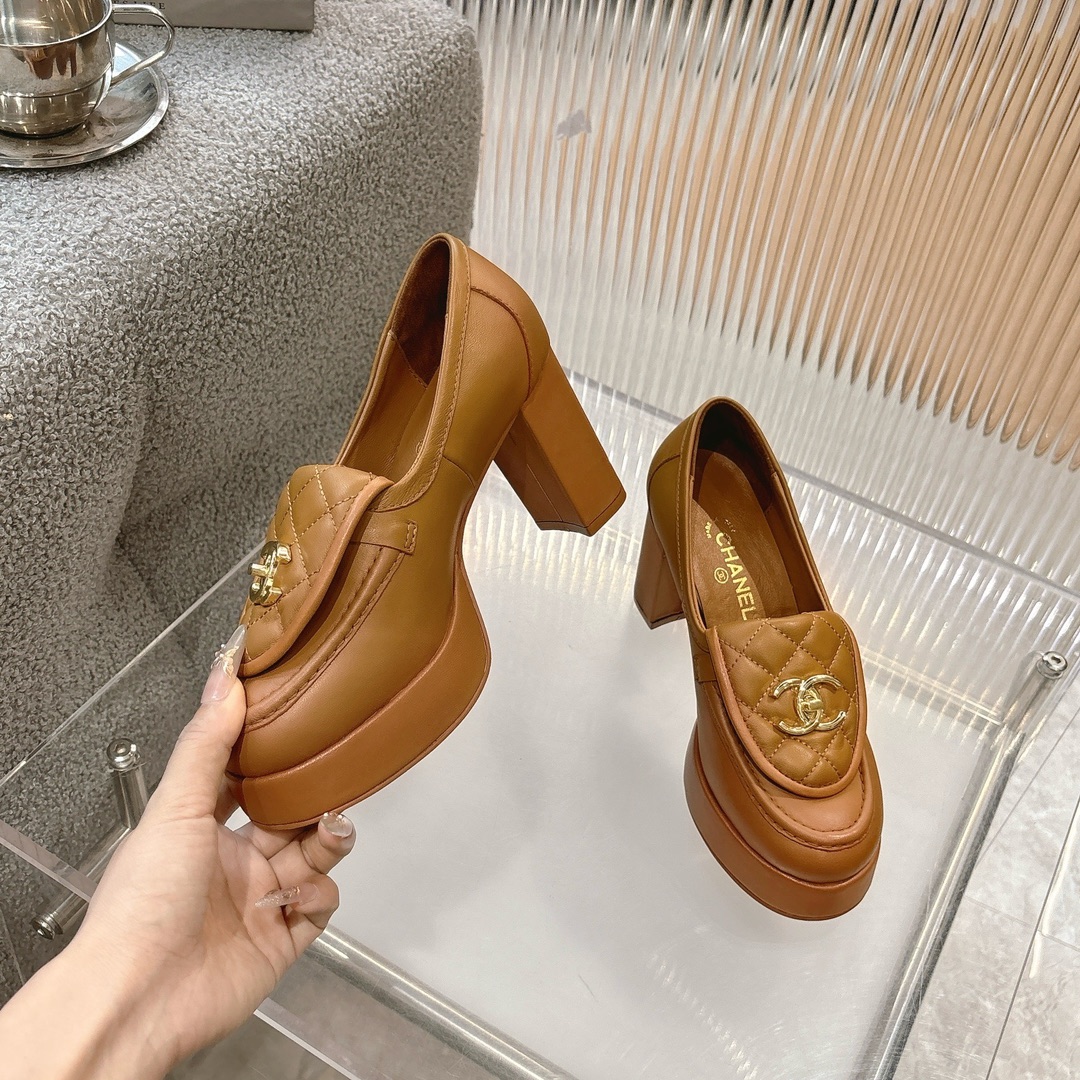 Women's shoes collection