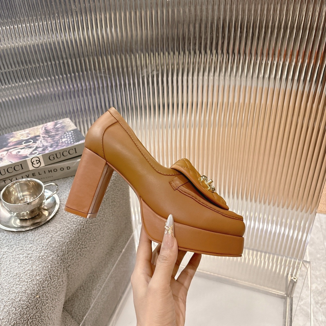 Women's shoes collection