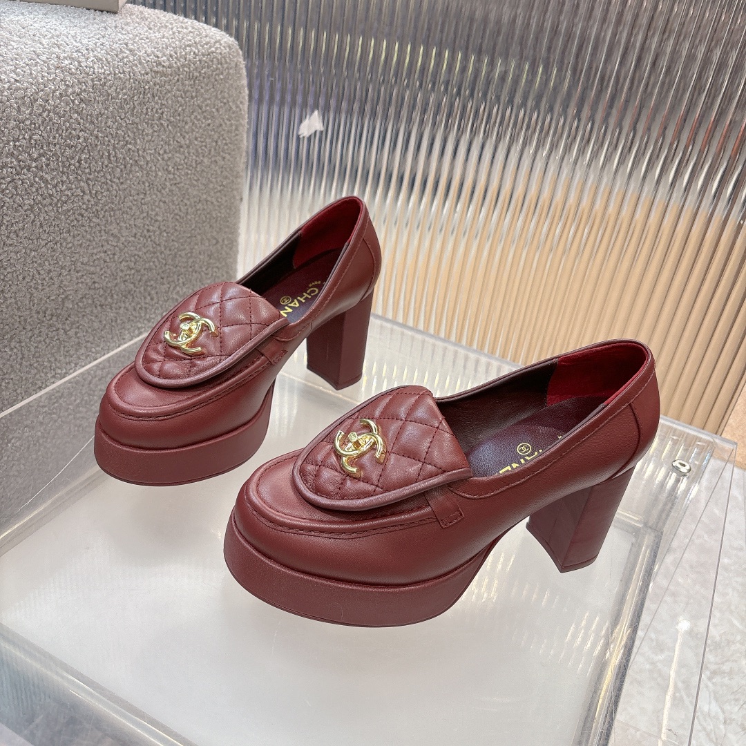 Women's shoes collection