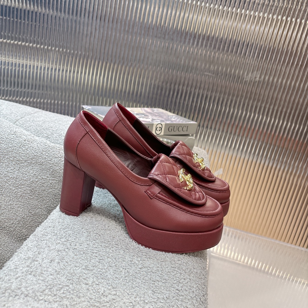 Women's shoes collection