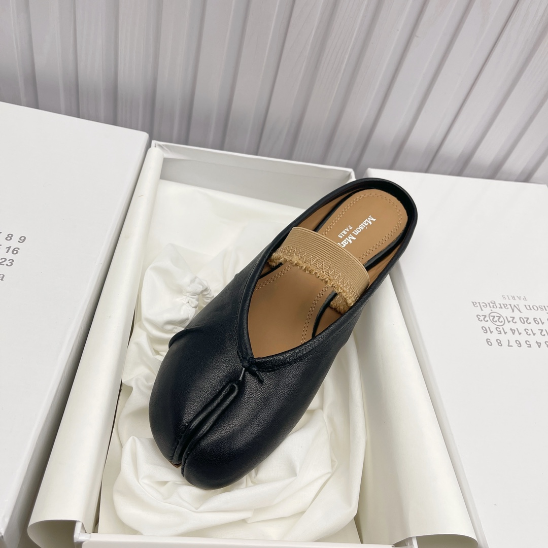 Women's shoes collection