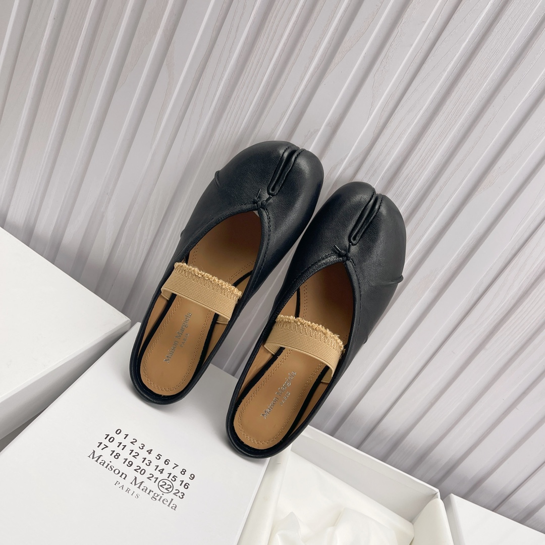 Women's shoes collection