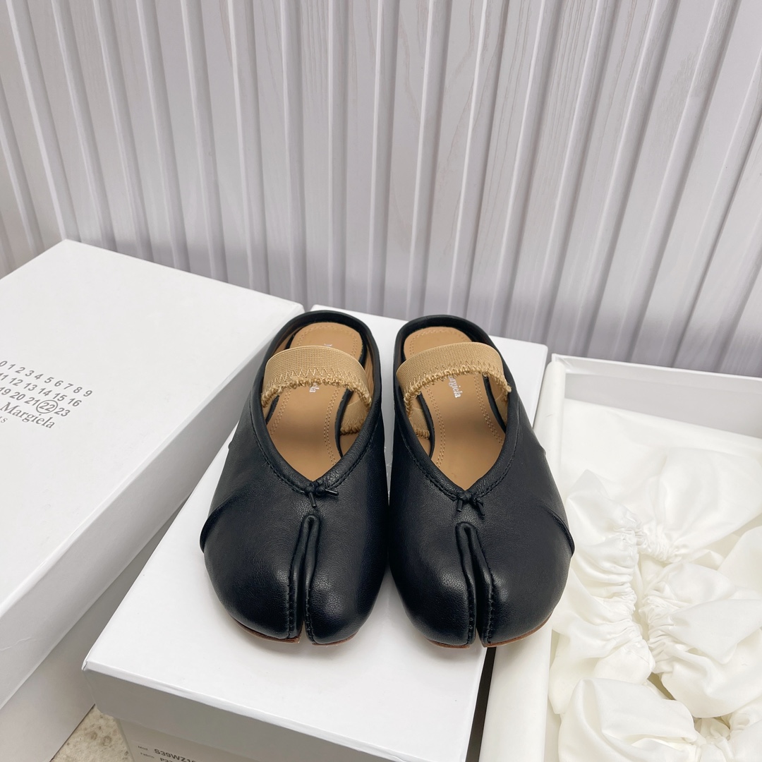 Women's shoes collection