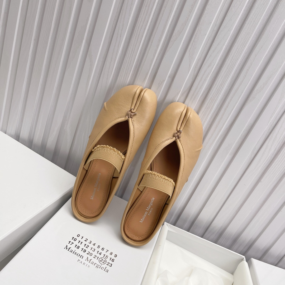 Women's shoes collection