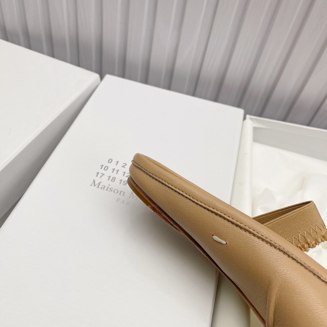 Women's shoes collection