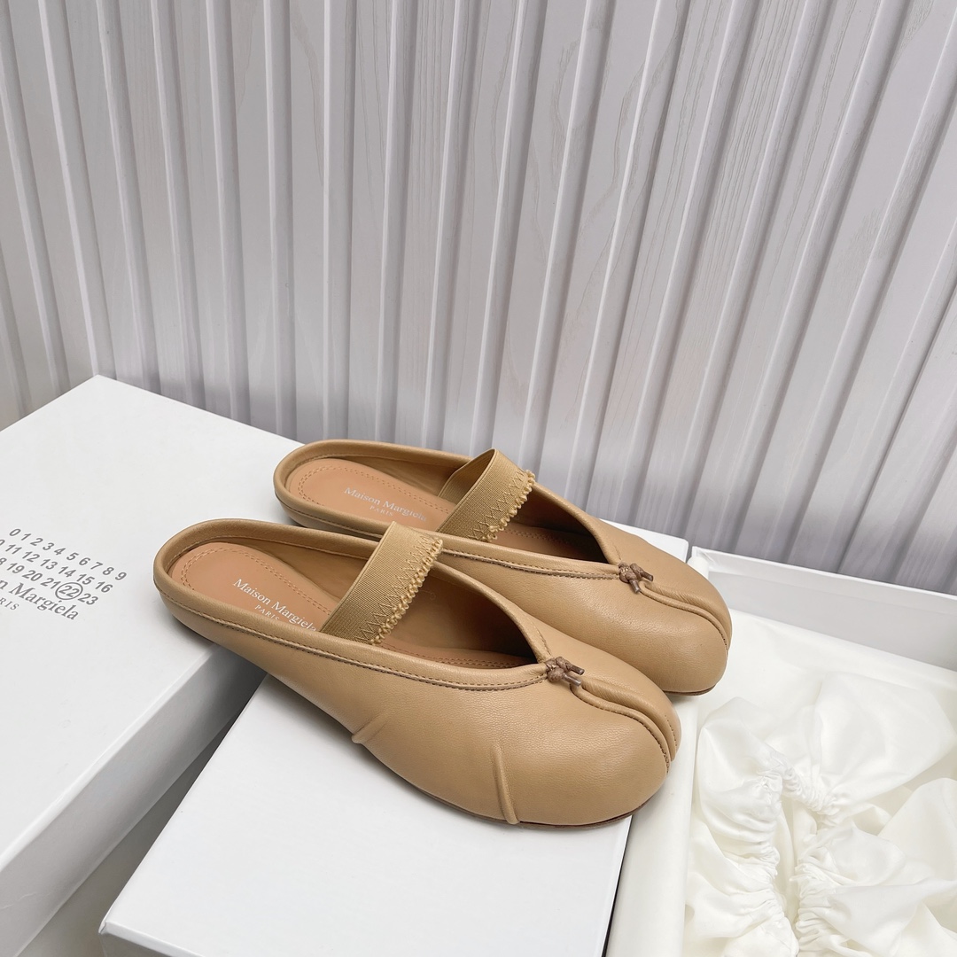 Women's shoes collection