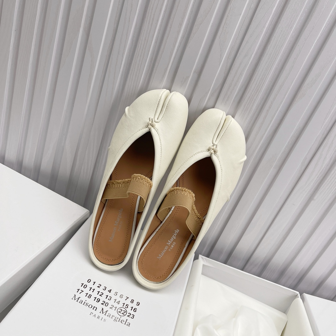 Women's shoes collection