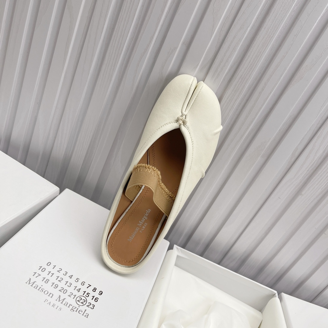 Women's shoes collection