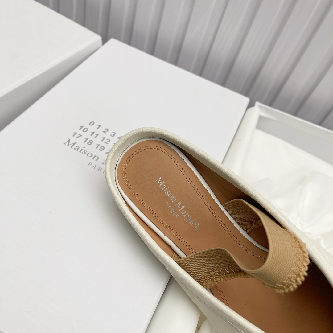 Women's shoes collection