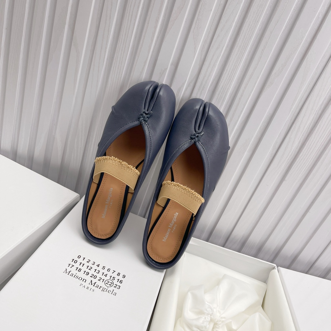 Women's shoes collection