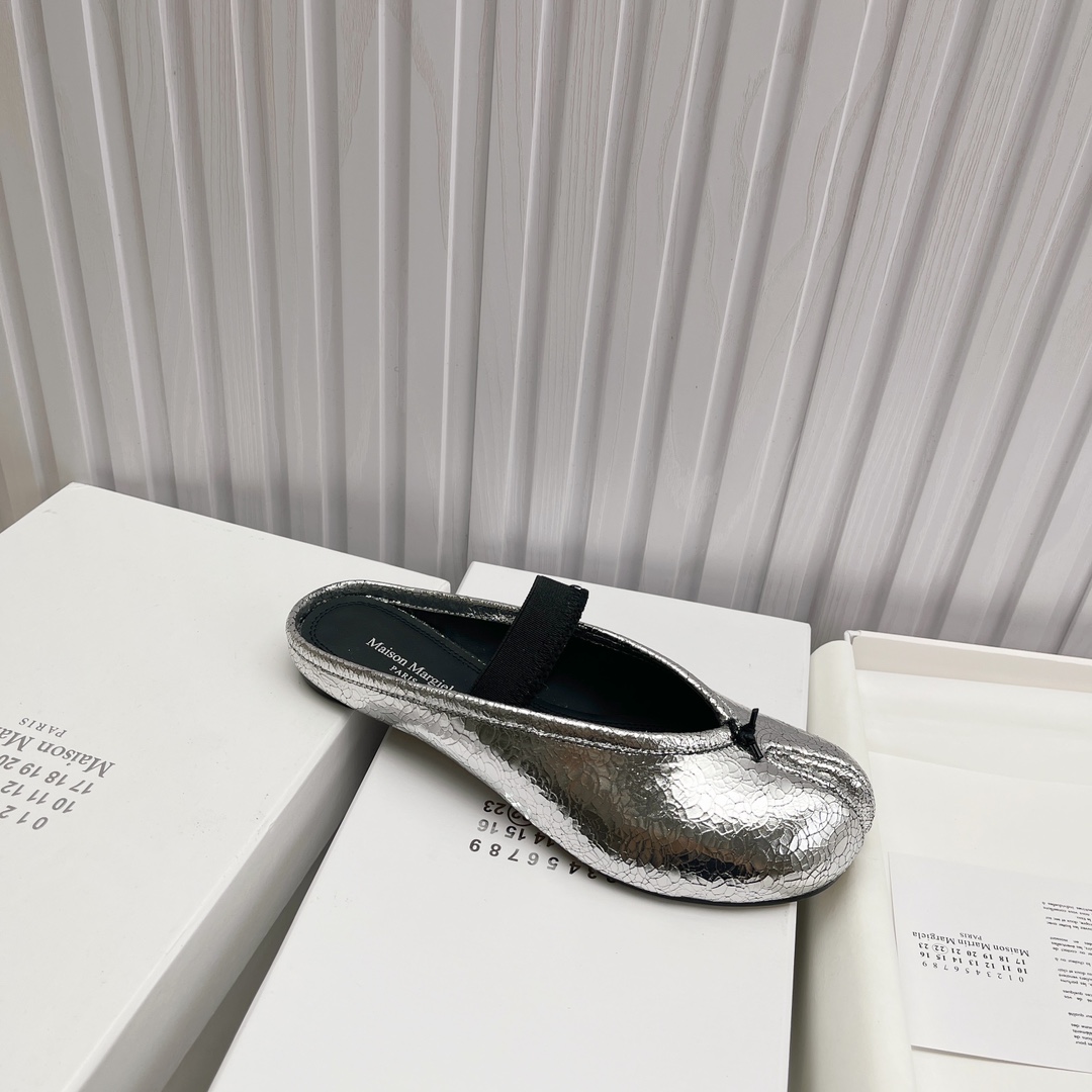 Women's shoes collection