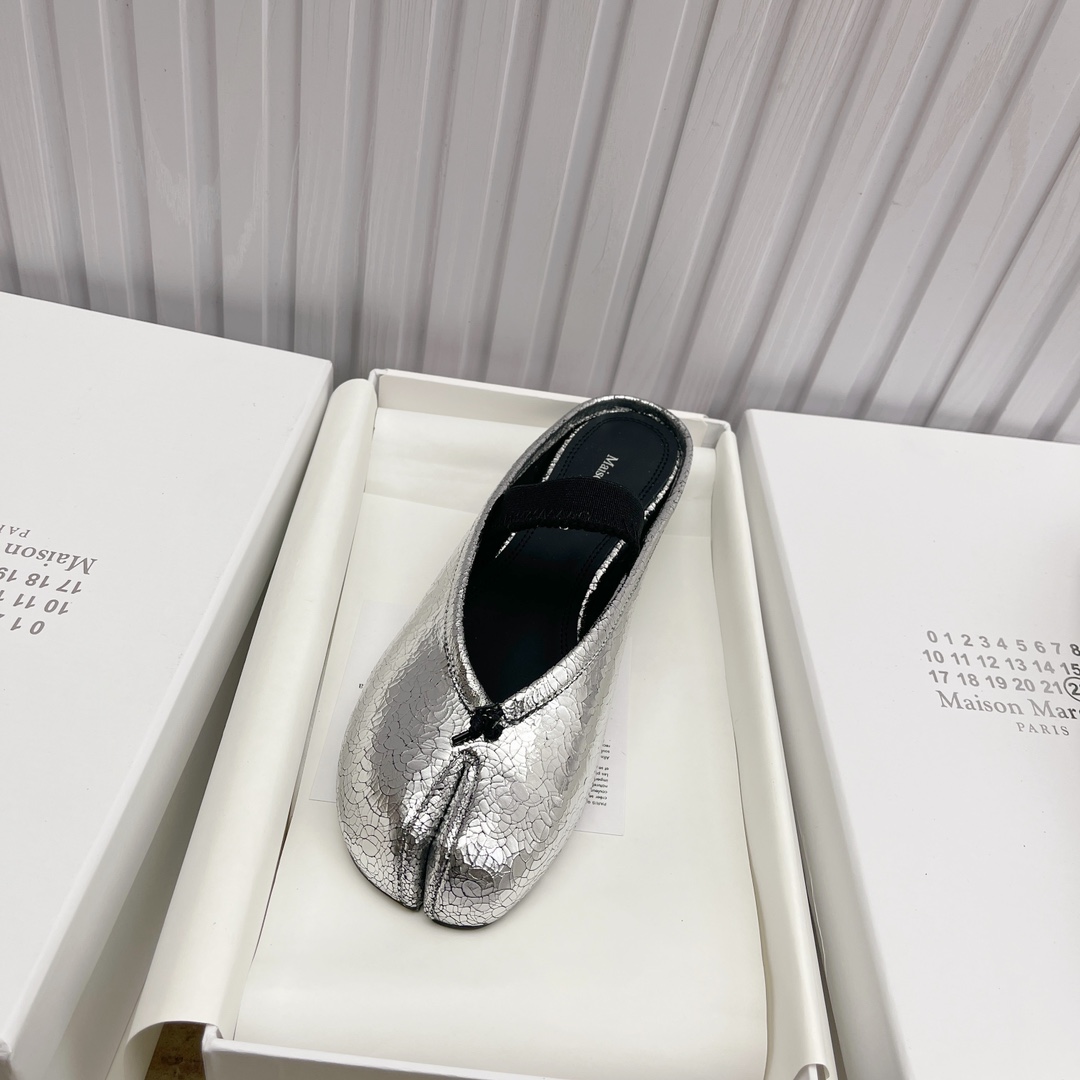 Women's shoes collection