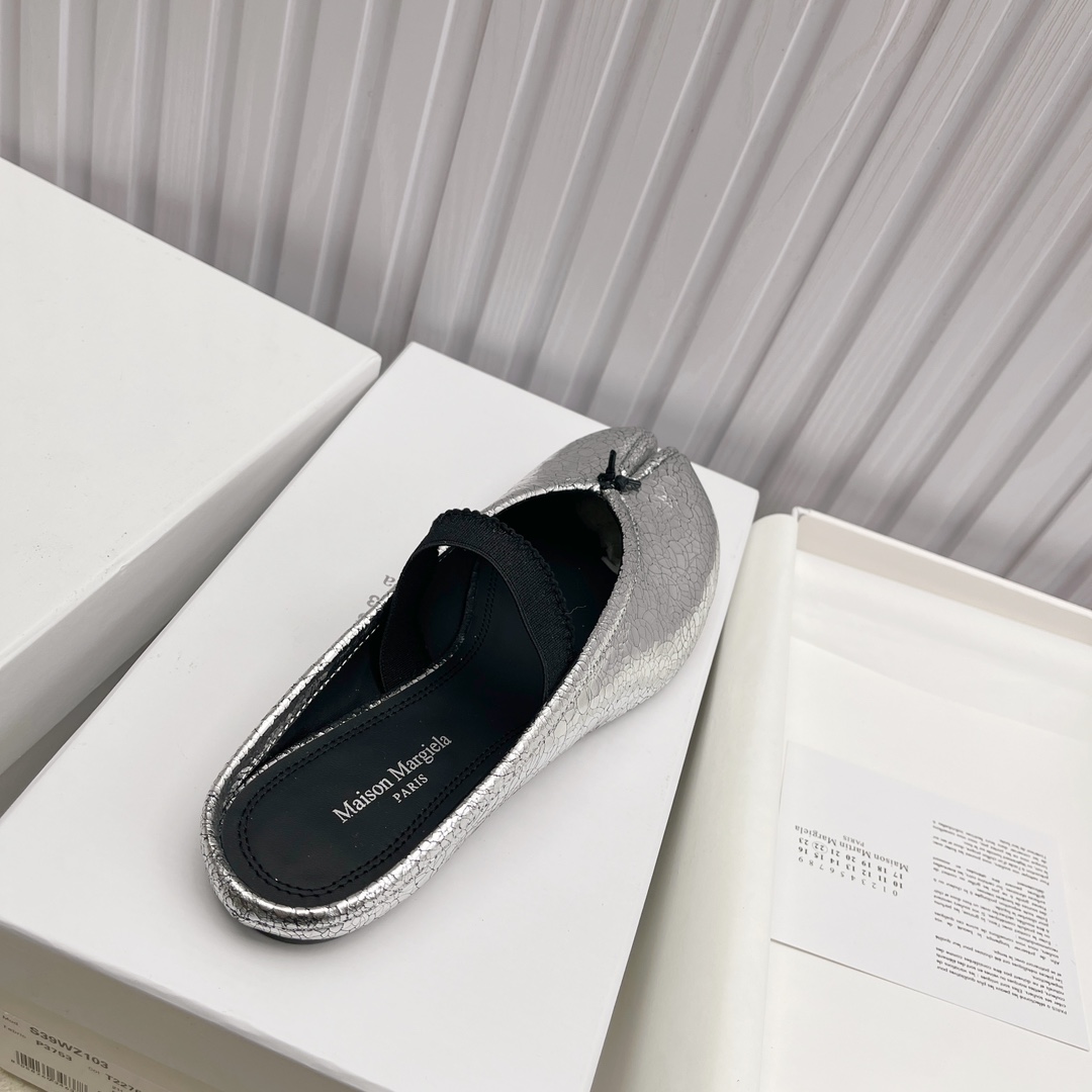 Women's shoes collection