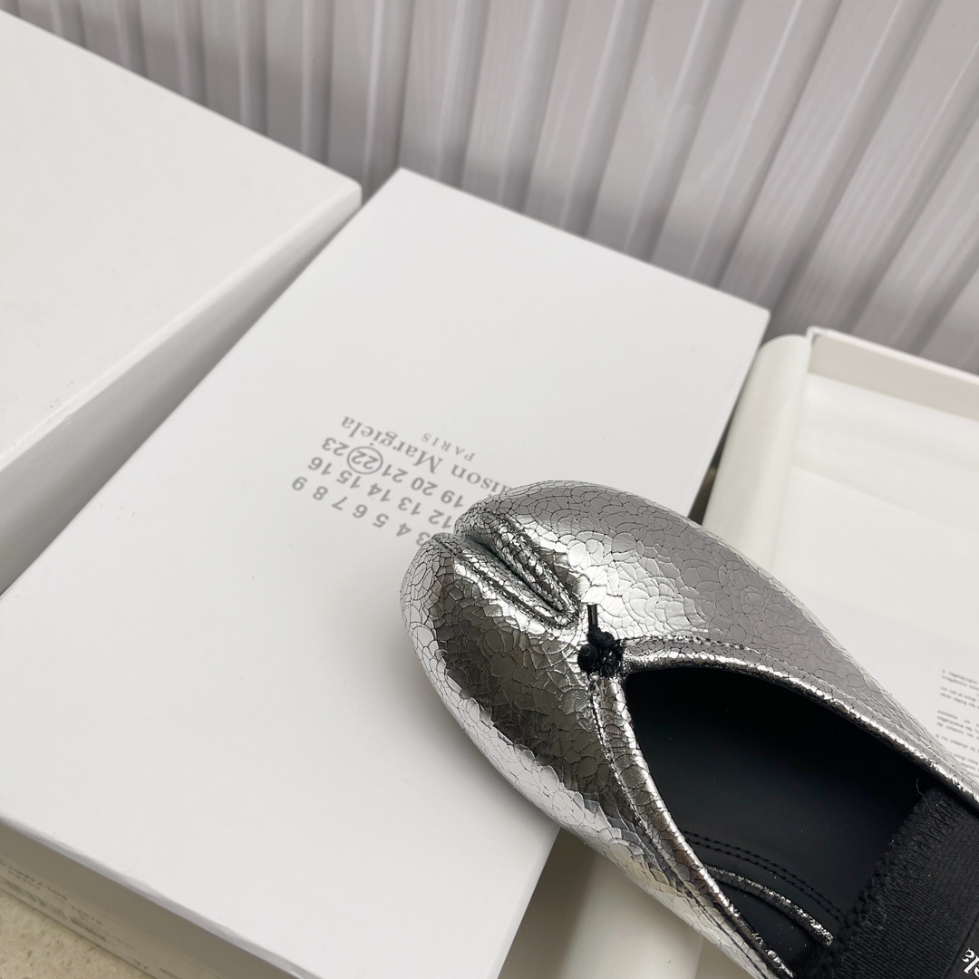 Women's shoes collection