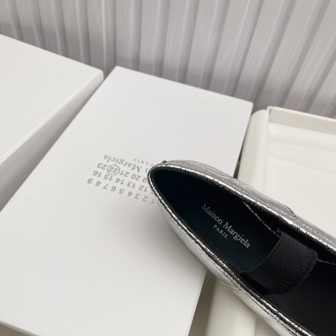 Women's shoes collection