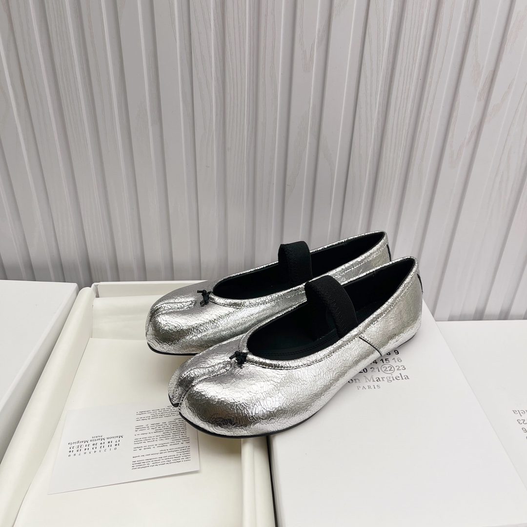 Women's shoes collection