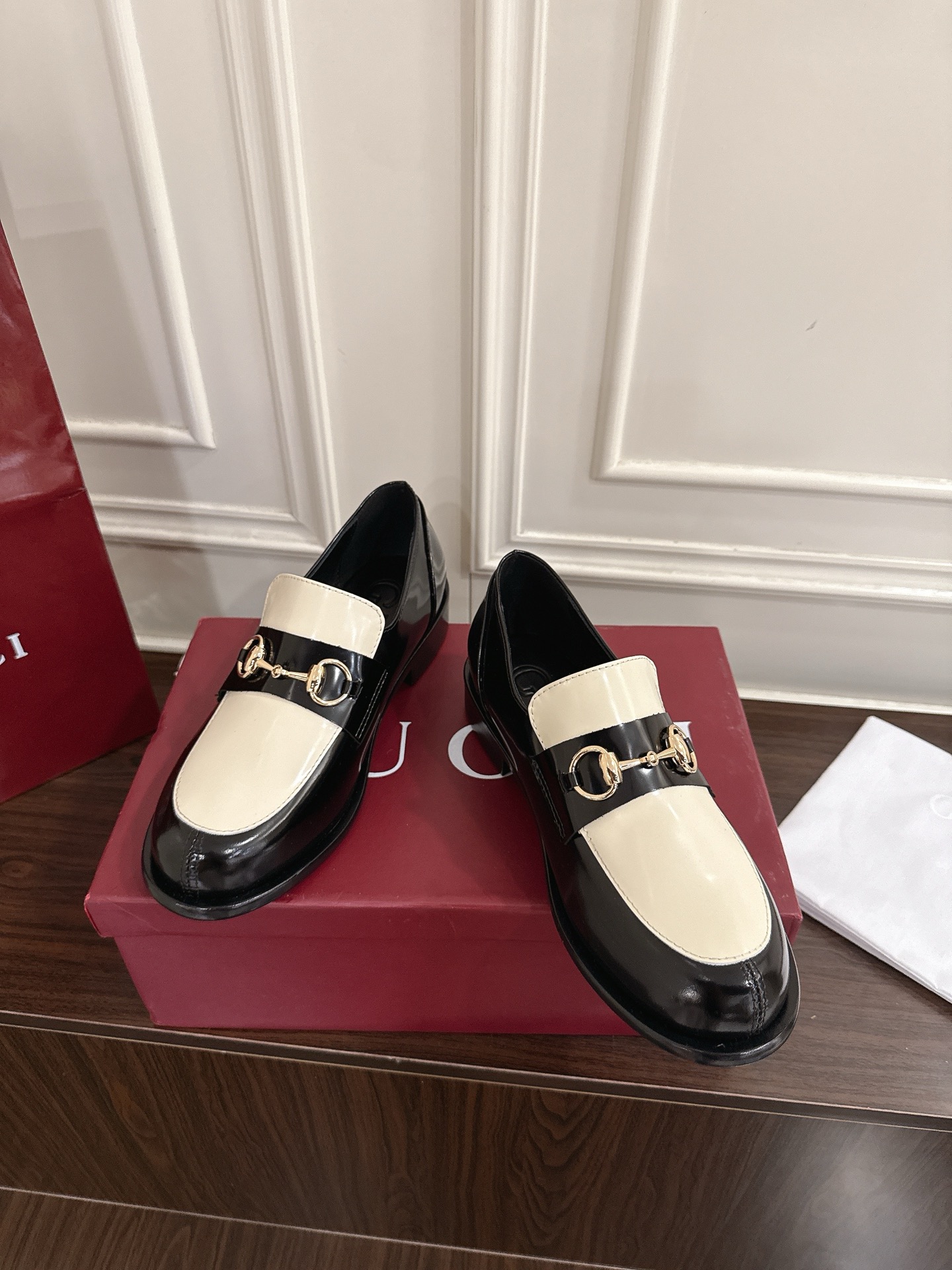 Women's shoes collection