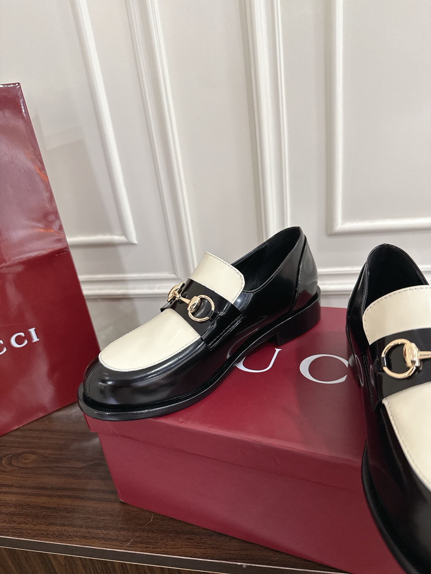 Women's shoes collection