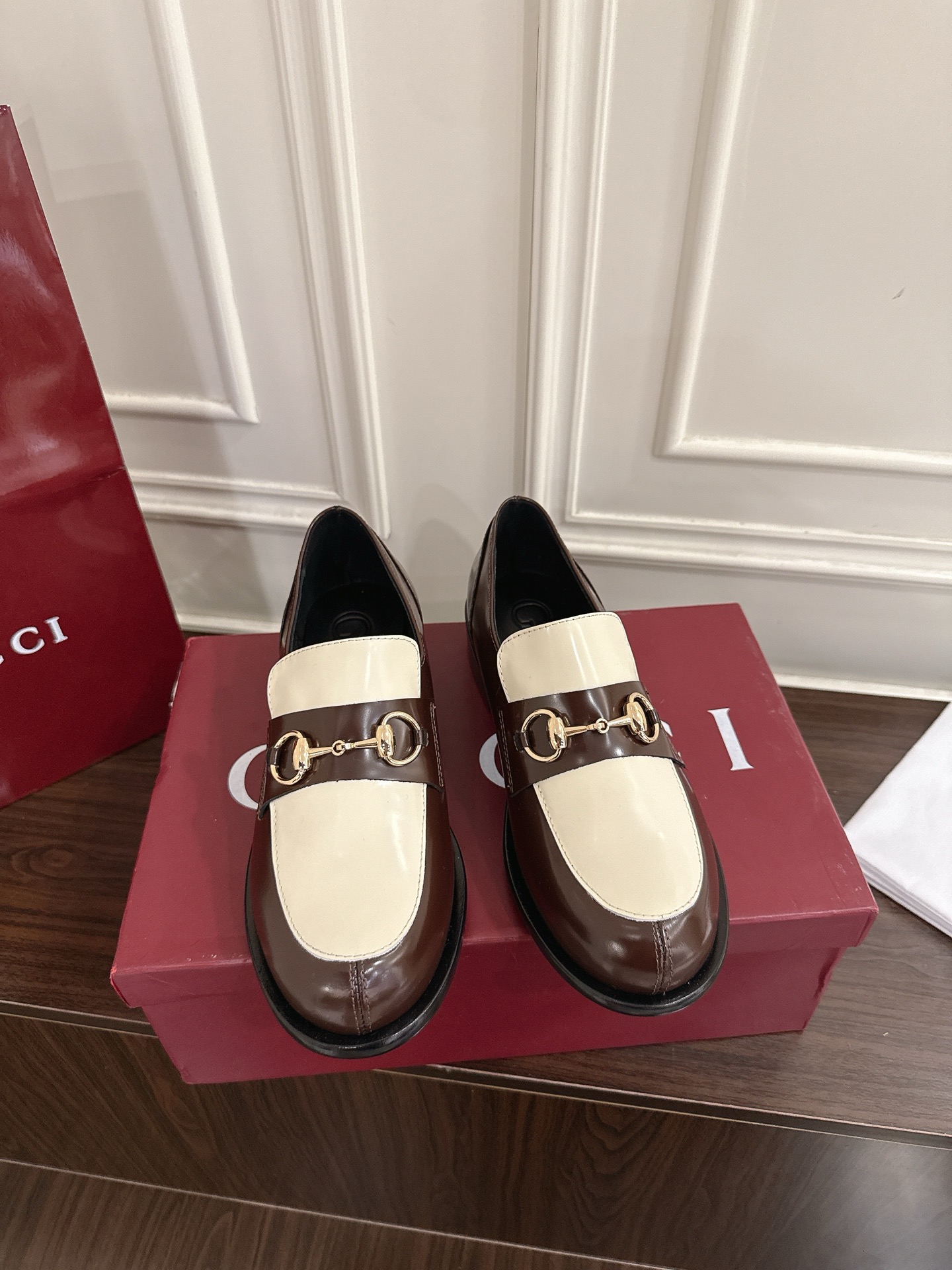 Women's shoes collection