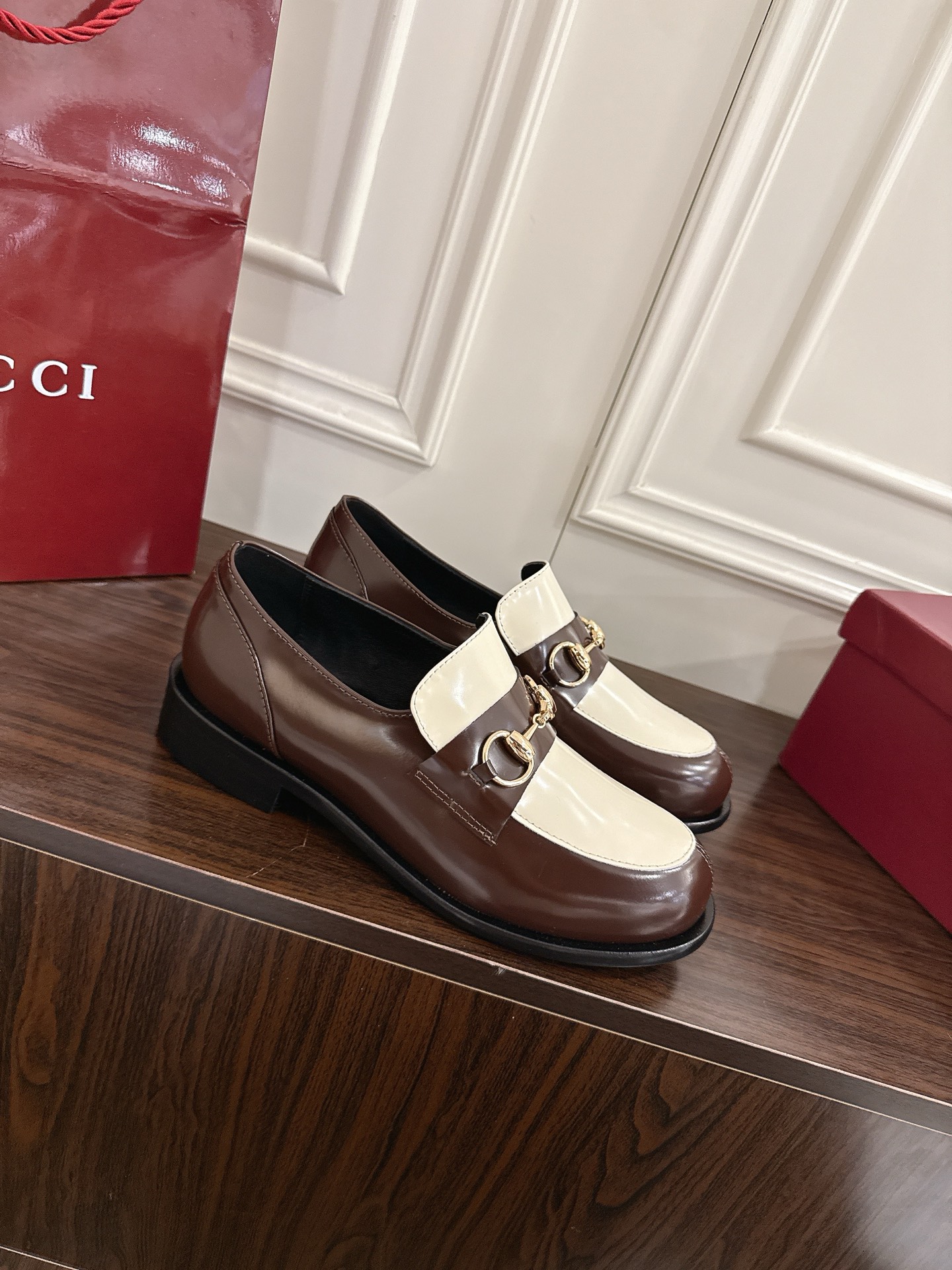 Women's shoes collection