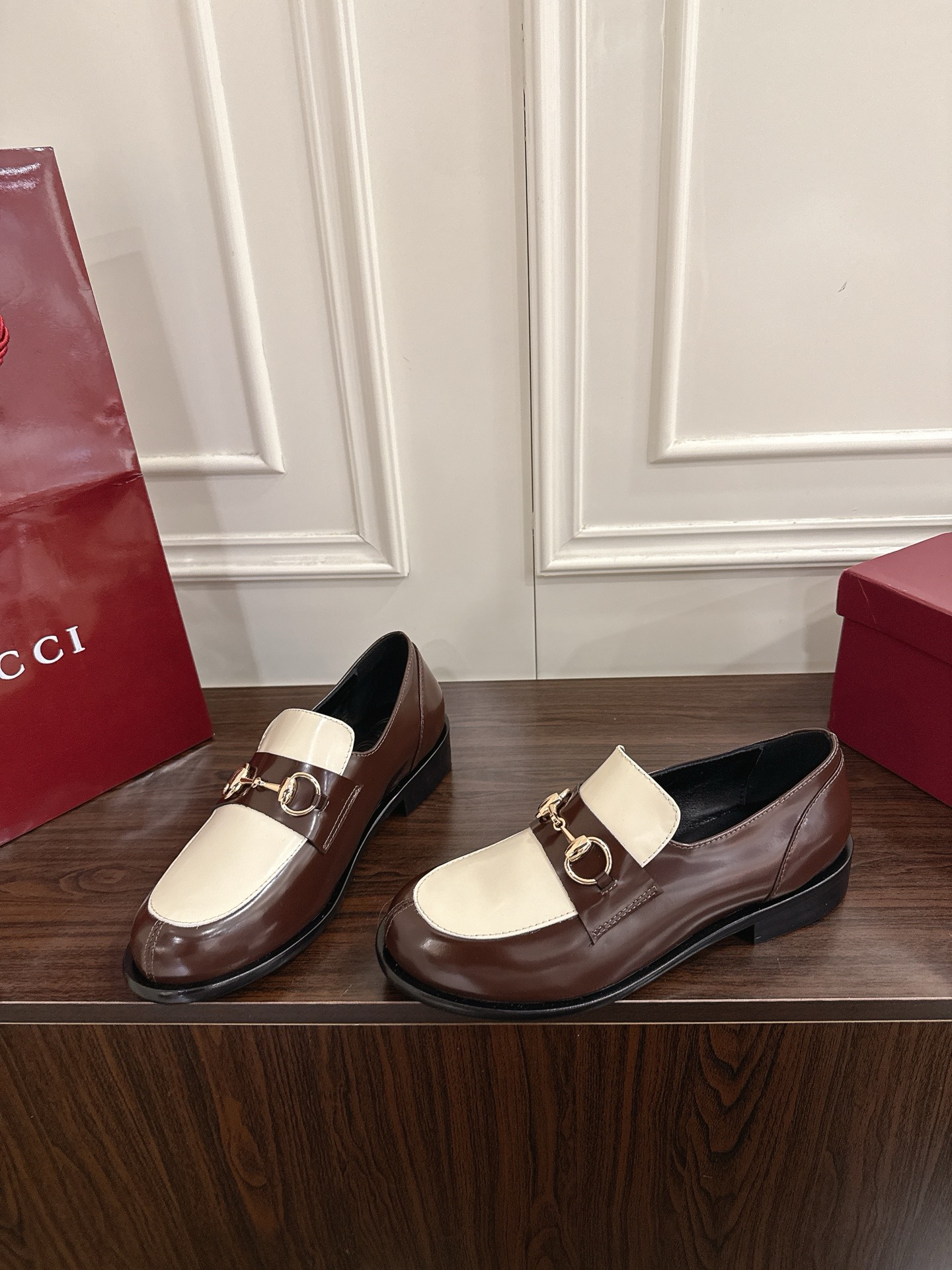 Women's shoes collection