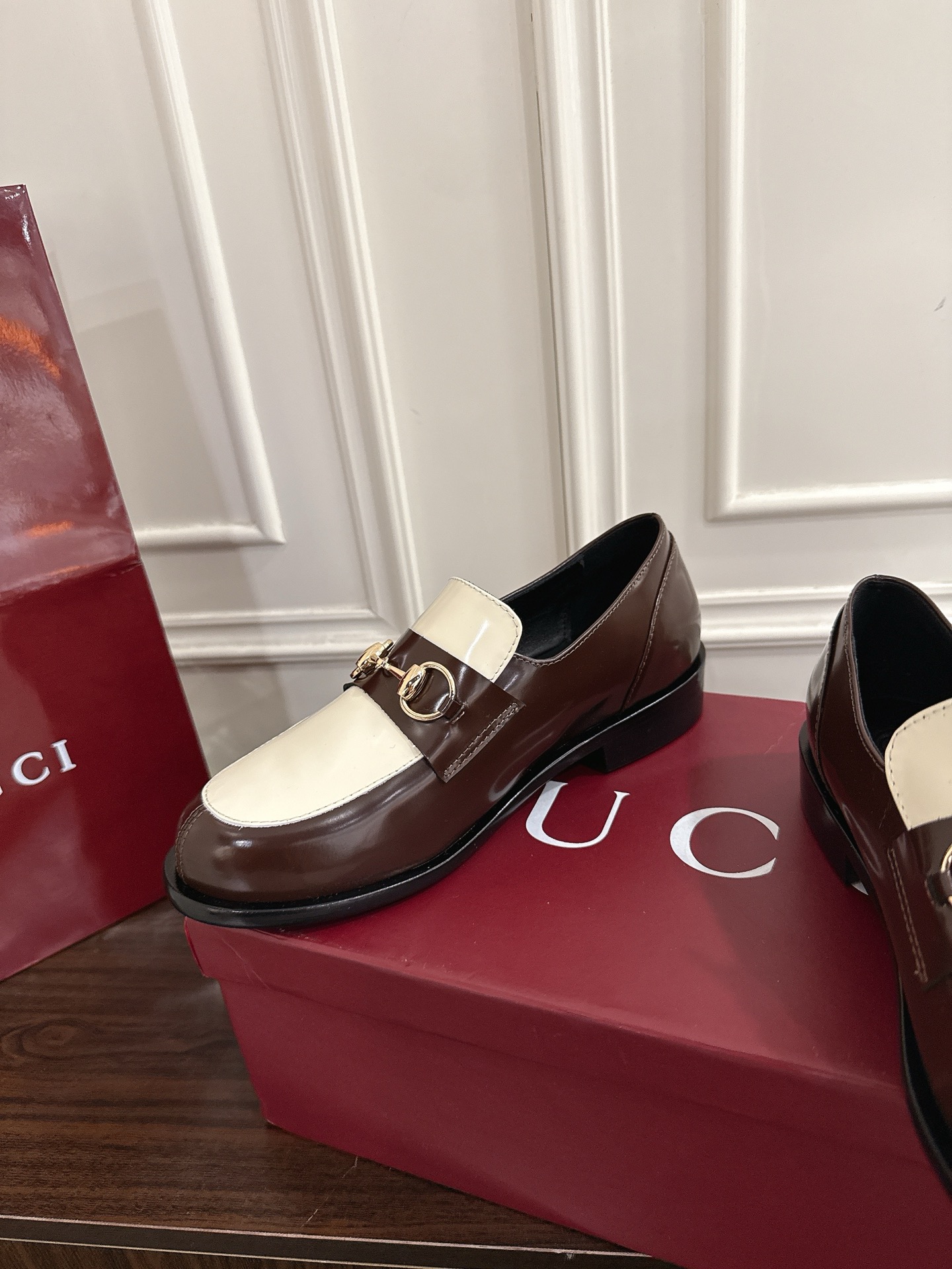 Women's shoes collection