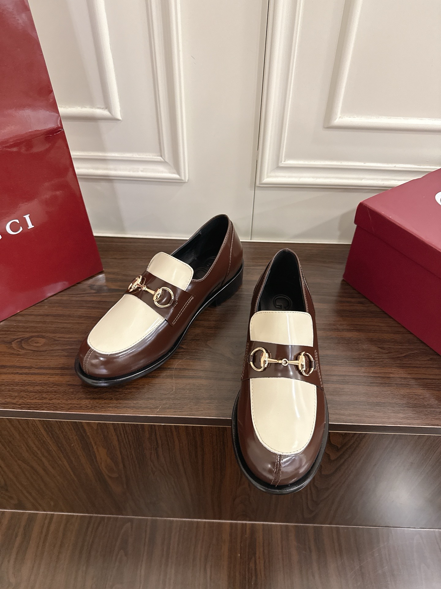 Women's shoes collection