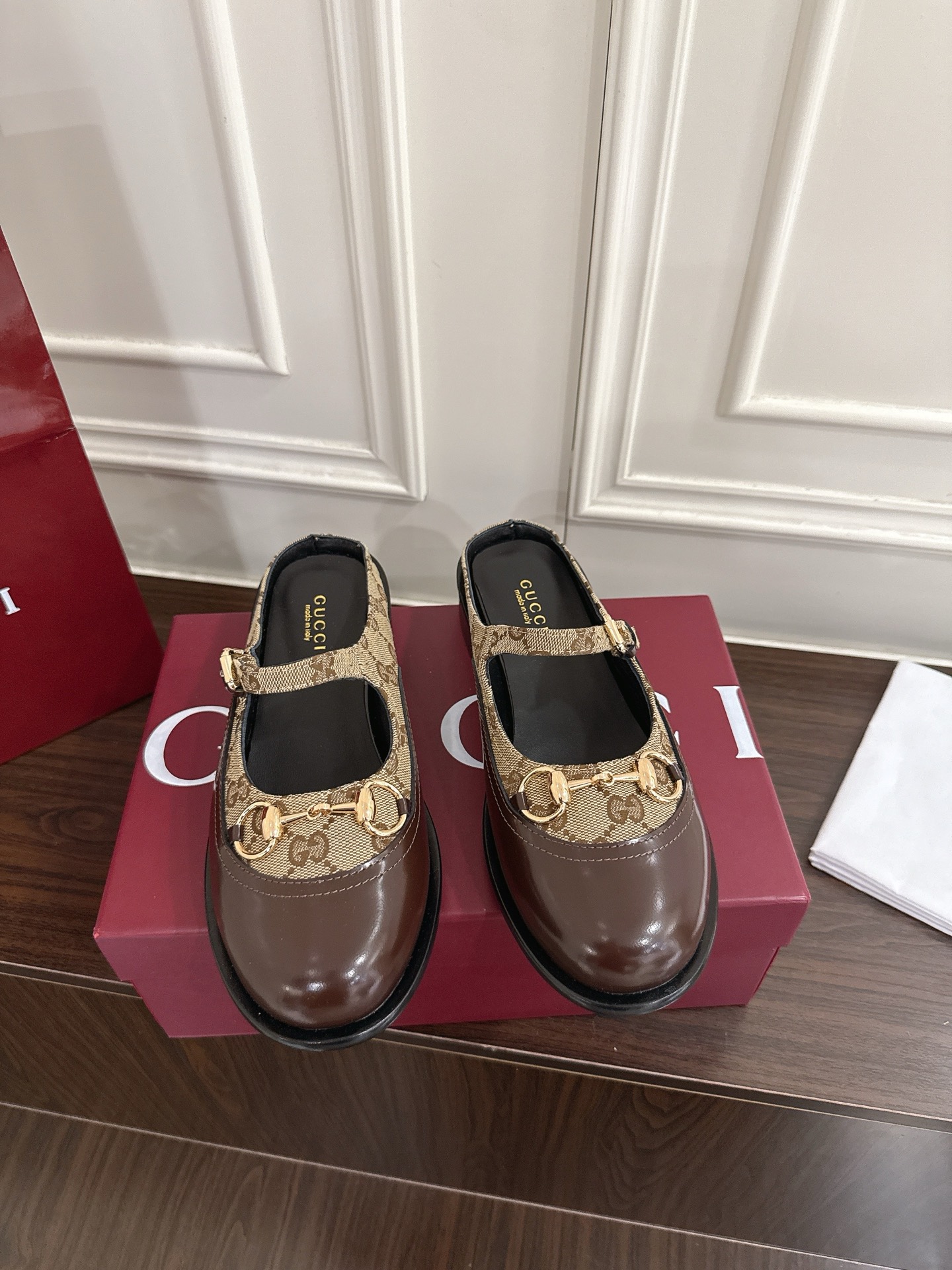 Women's shoes collection