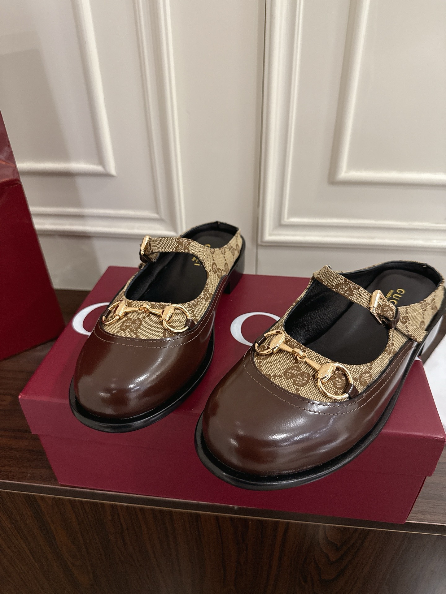 Women's shoes collection