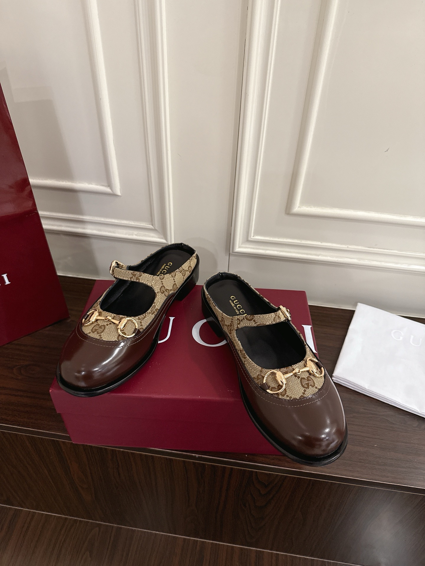 Women's shoes collection