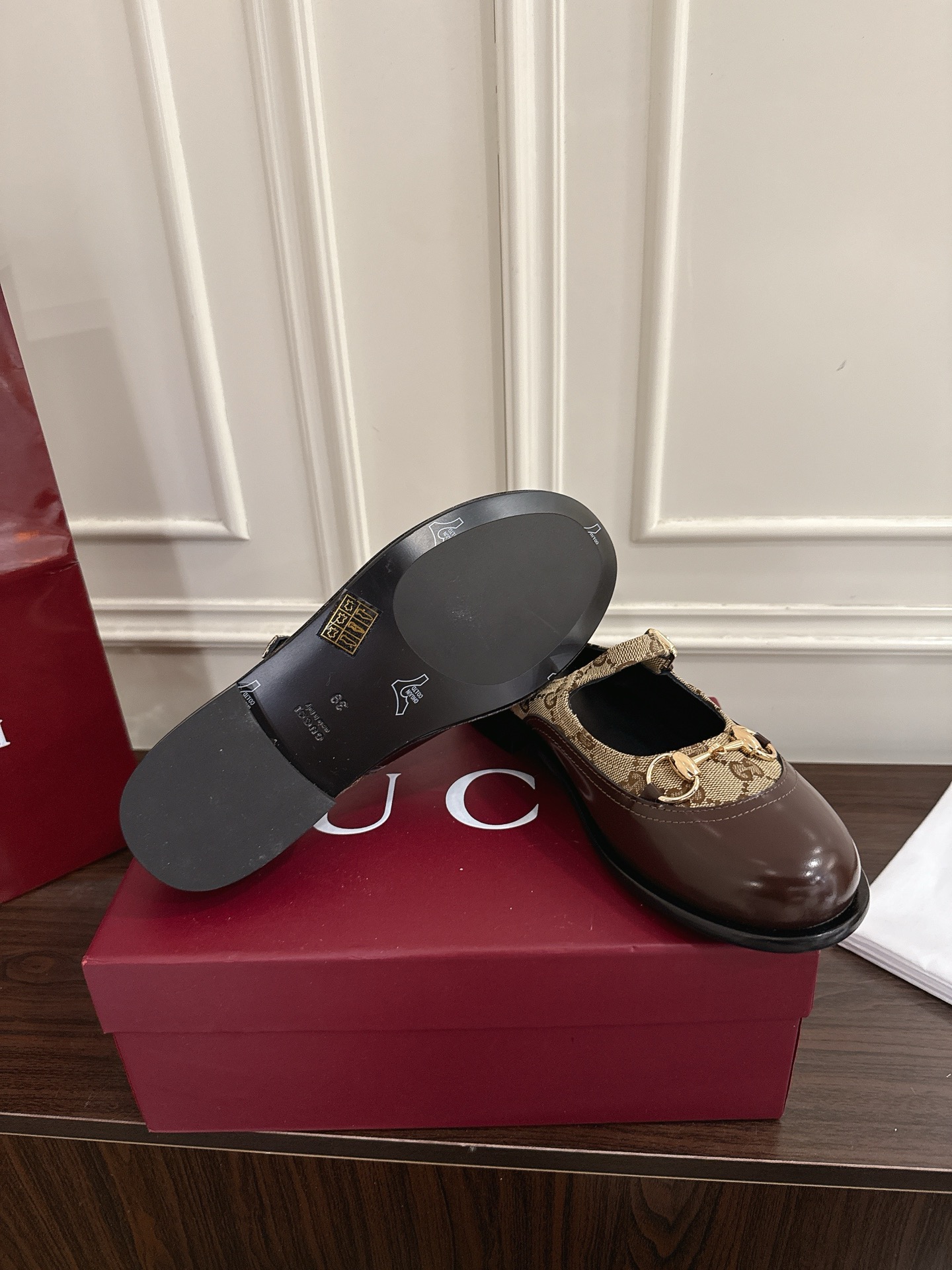 Women's shoes collection