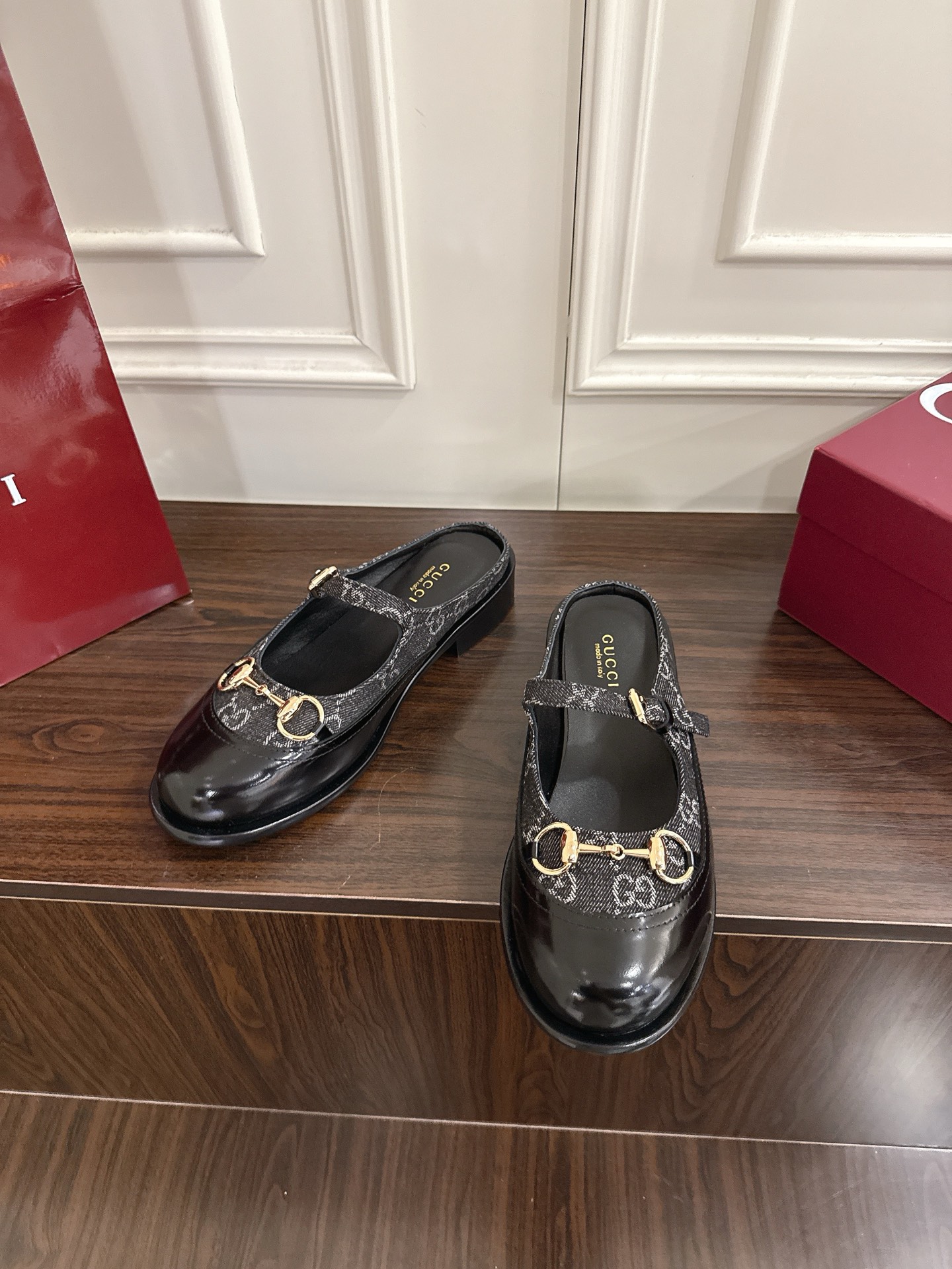 Women's shoes collection