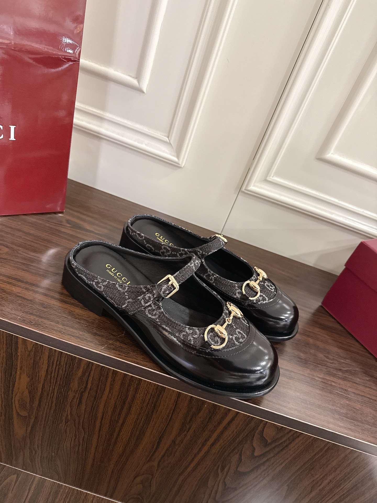 Women's shoes collection
