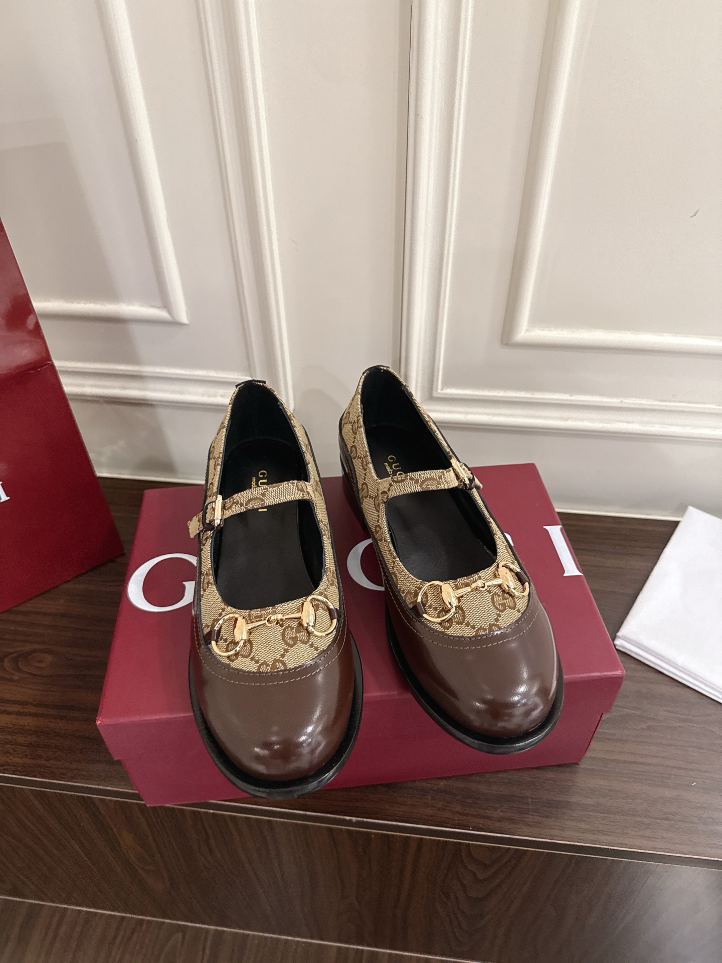 Women's shoes collection