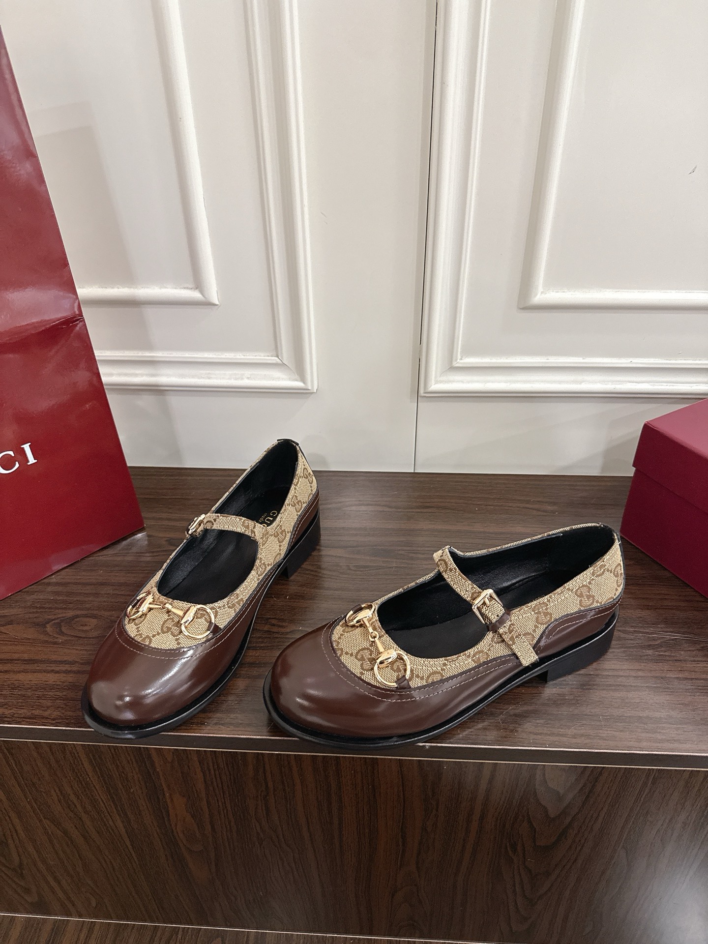 Women's shoes collection