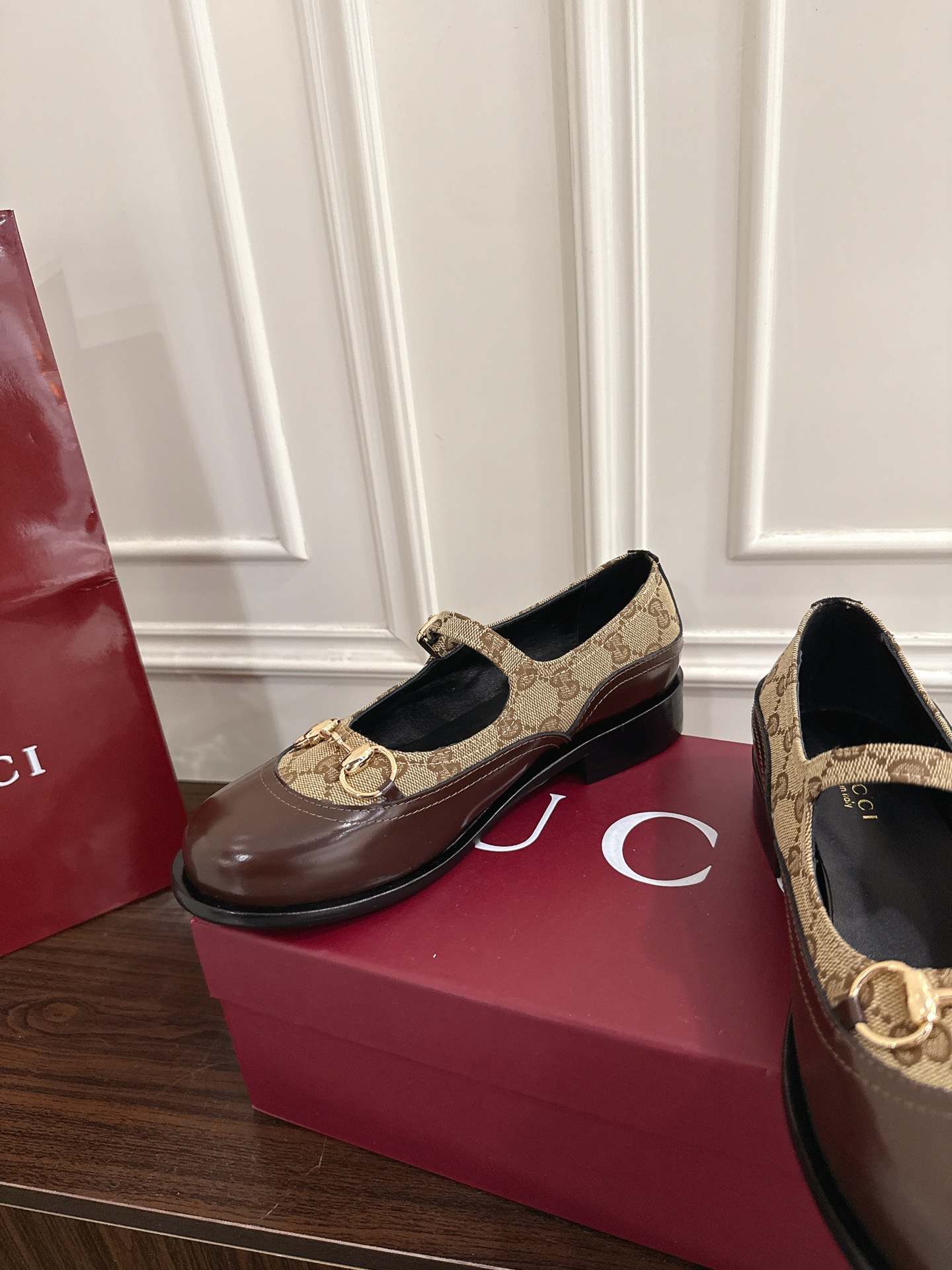 Women's shoes collection