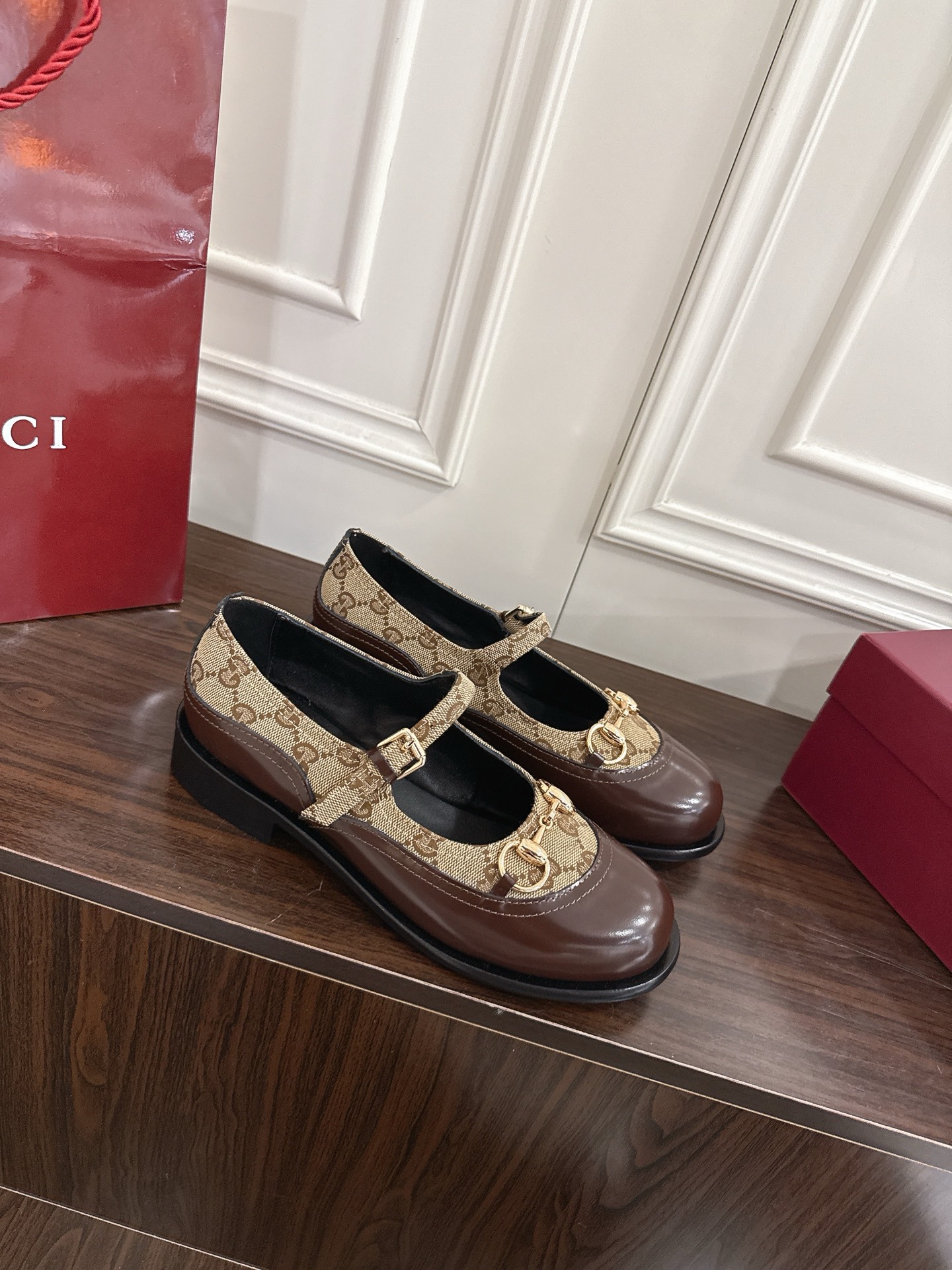 Women's shoes collection
