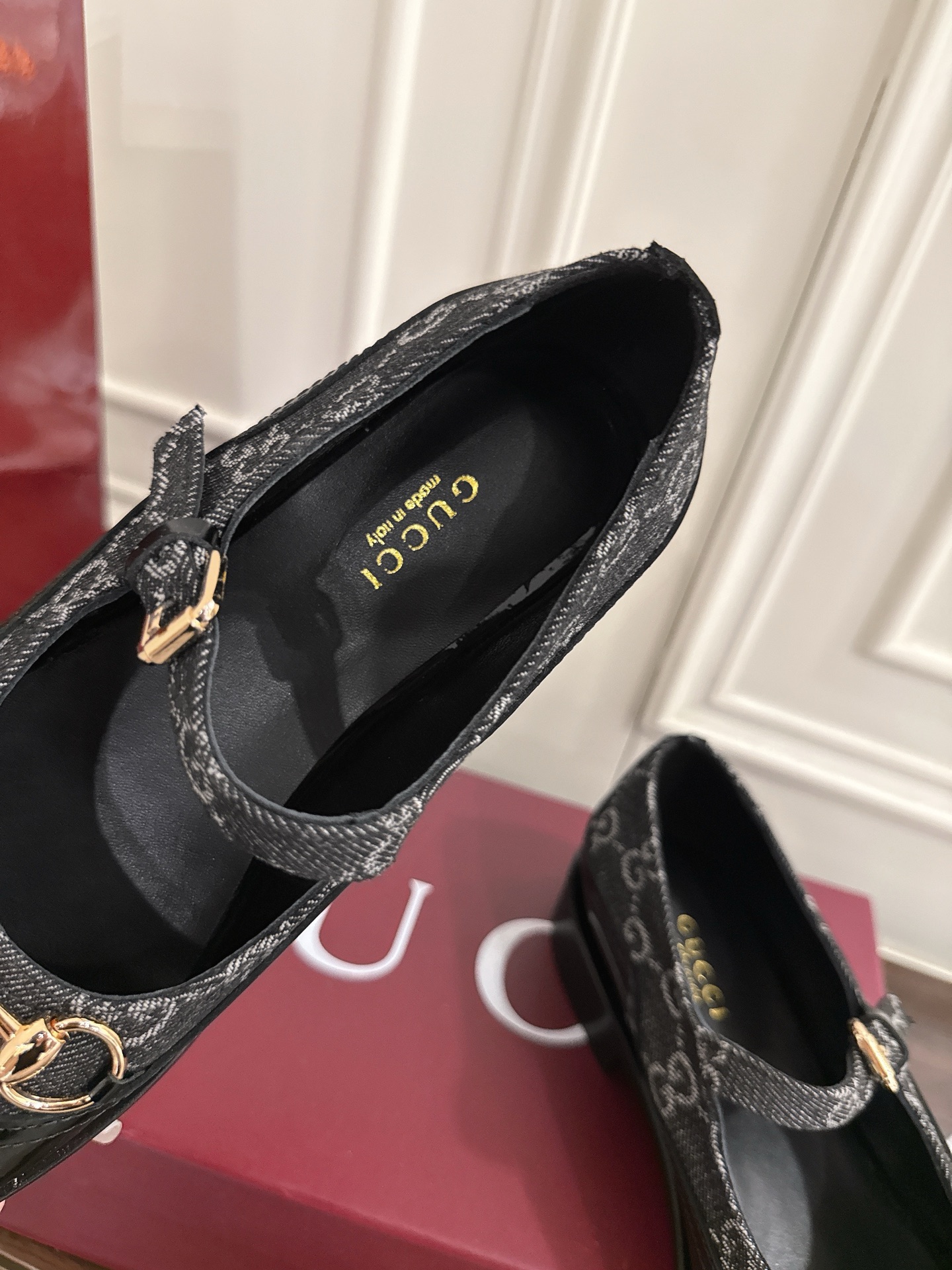 Women's shoes collection