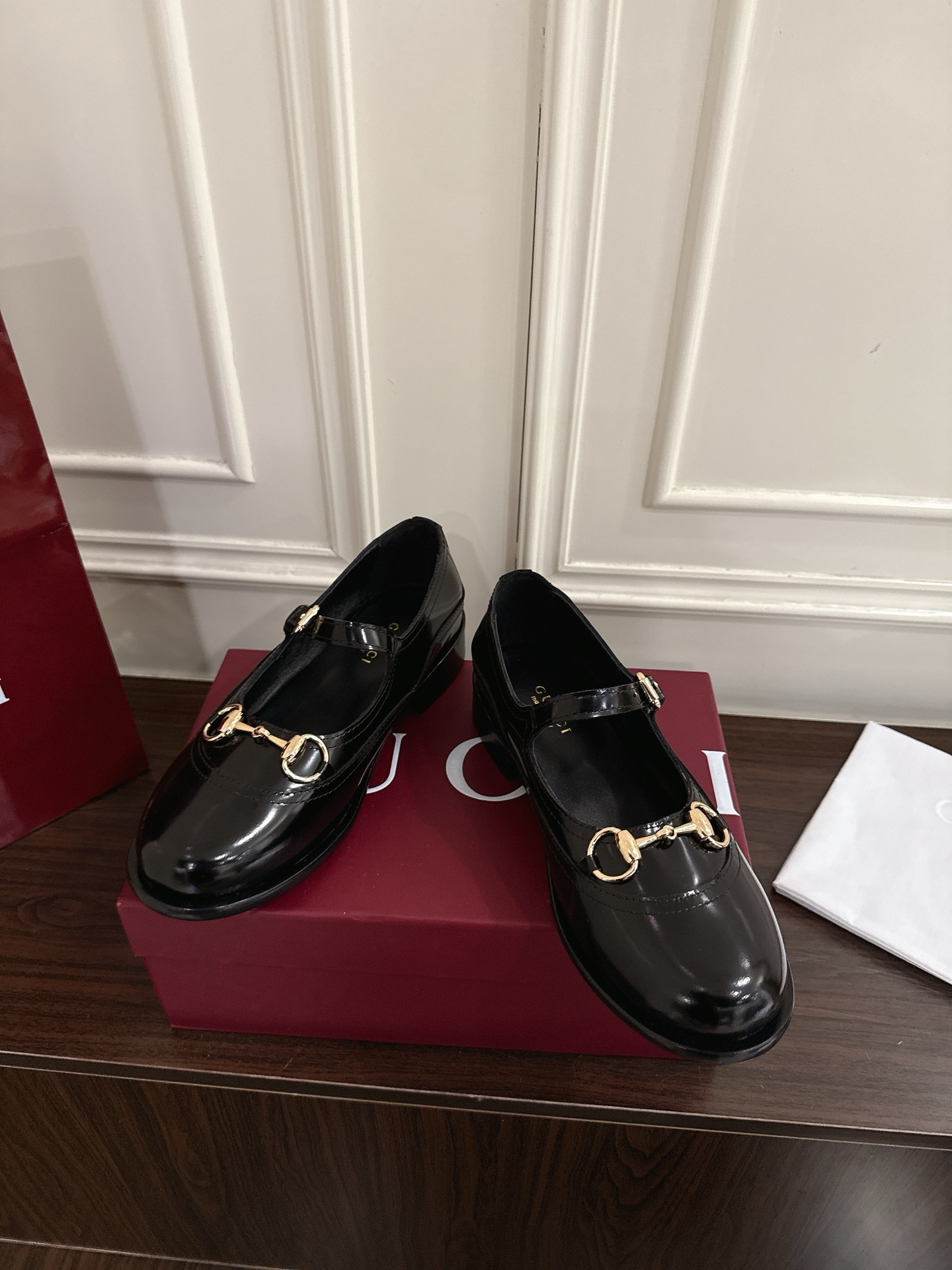 Women's shoes collection