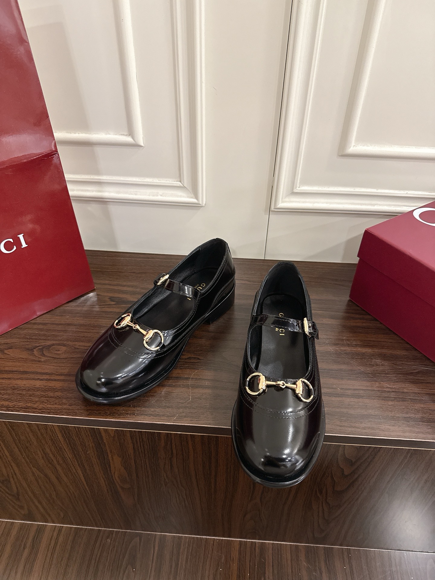 Women's shoes collection