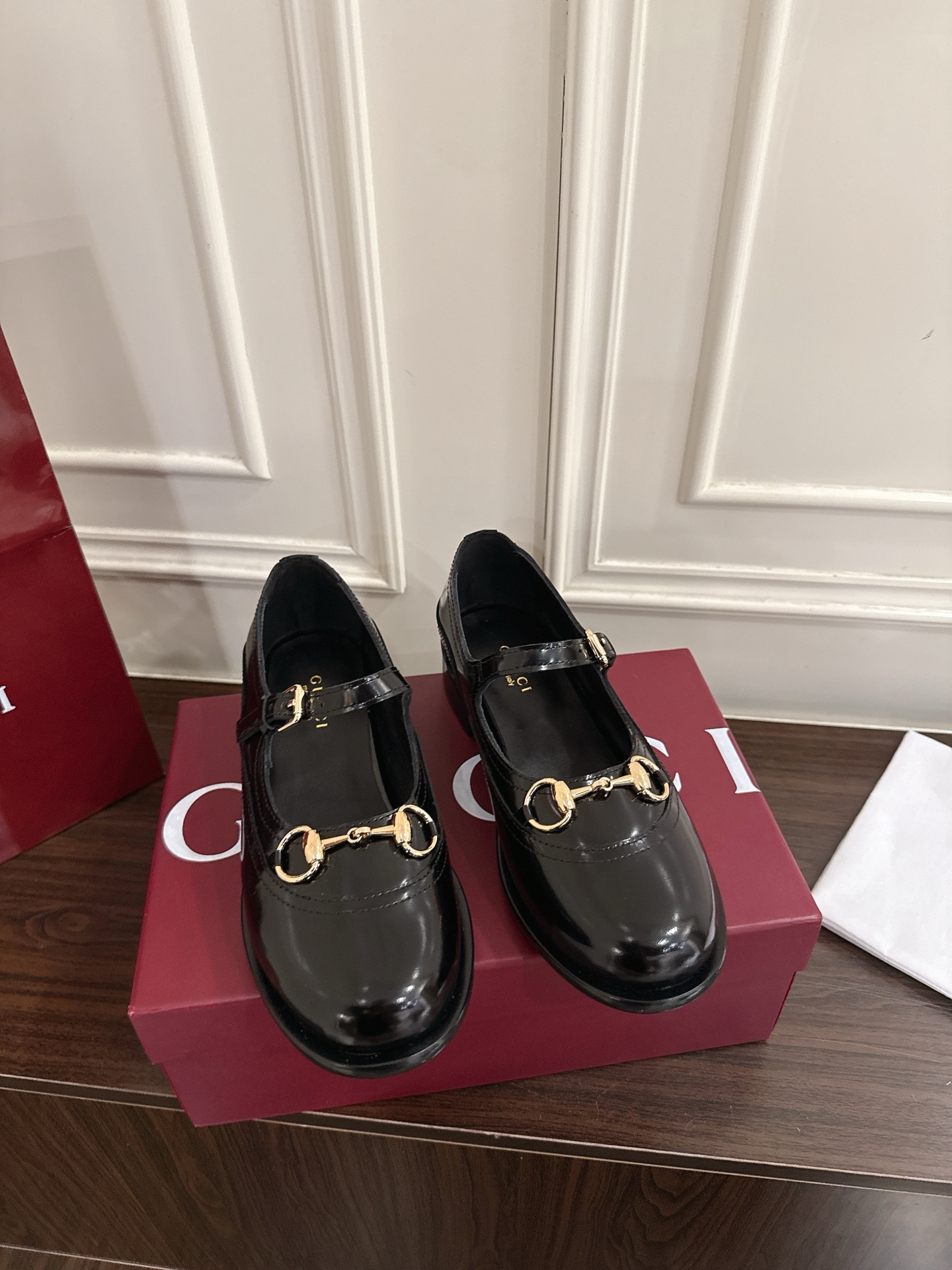 Women's shoes collection