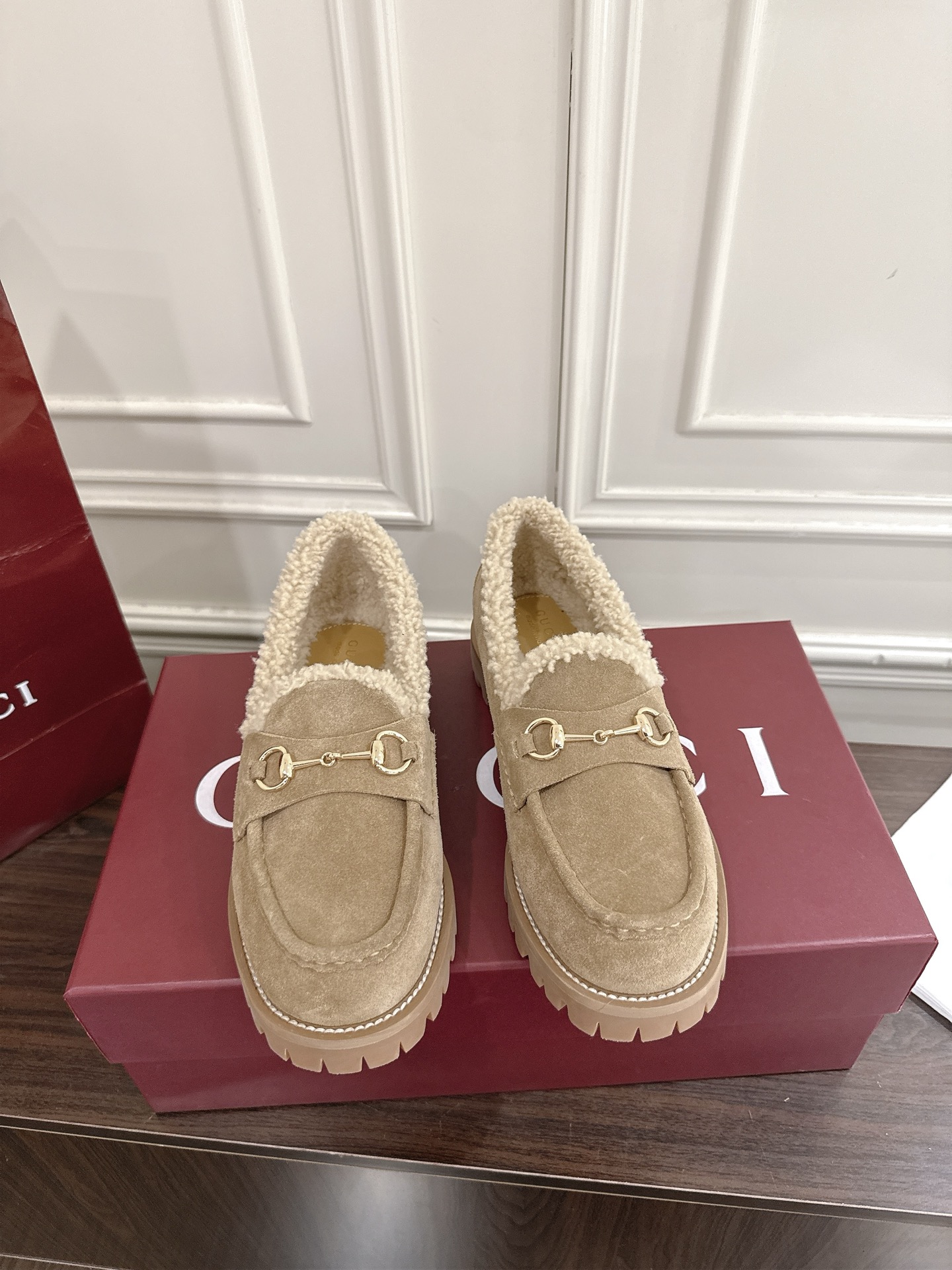 Women's shoes collection