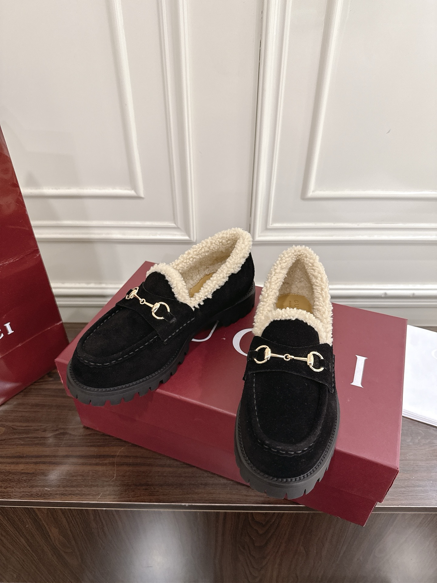 Women's shoes collection