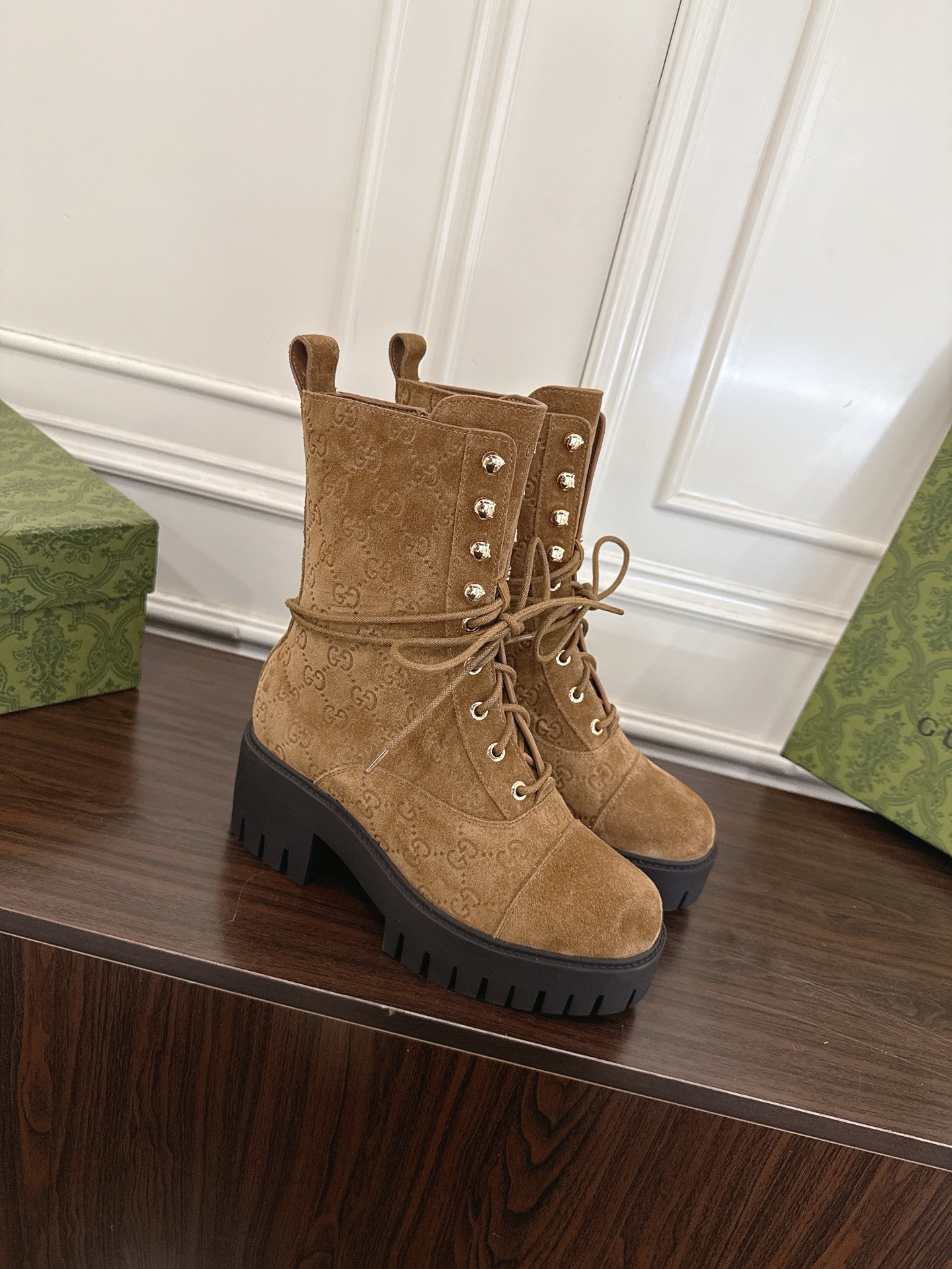 Women's shoes collection