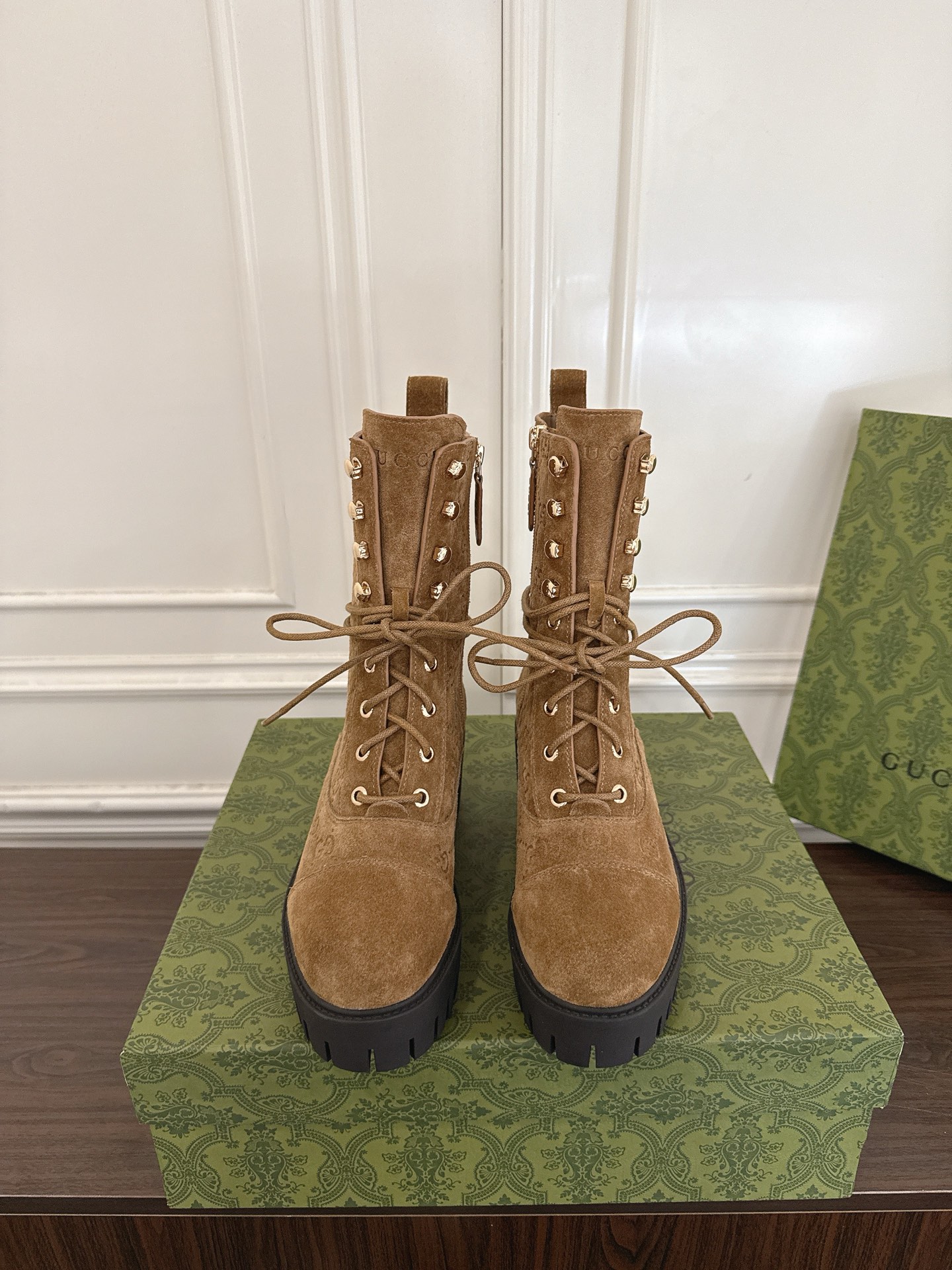 Women's shoes collection